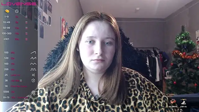 Snapshot of Light_Luna chatting on 6, 1, 2026 Light Luna online show from 6, 1, 2026