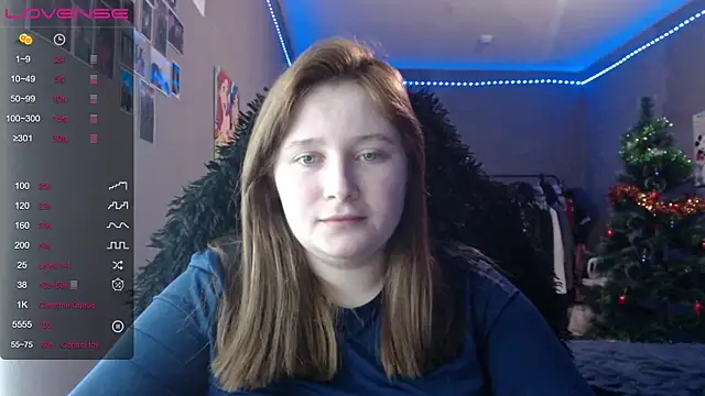 Snapshot of Light_Luna chatting on 5, 1, 2026 Light Luna online show from 5, 1, 2026