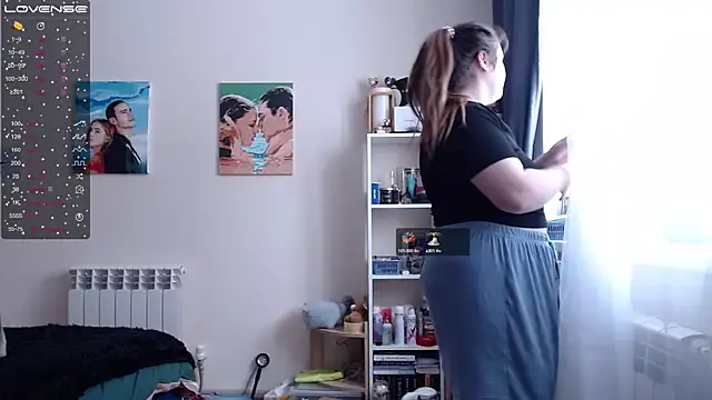 Snapshot of Light_Luna chatting on 11, 2, 2025 Light Luna online show from 11, 2, 2025