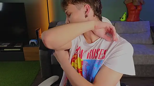 TeddyLiLboy online show from 5, 11, 2025