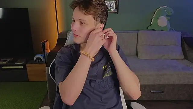 TeddyLiLboy online show from 15, 11, 2025