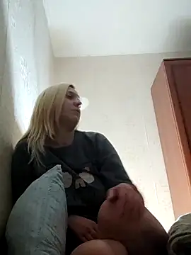 Snapshot of LeraSweet chatting on 5, 10, 2025 LeraSweet online show from 5, 10, 2025