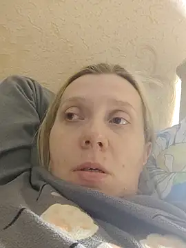 Snapshot of LeraSweet chatting on 18, 10, 2025 LeraSweet online show from 18, 10, 2025