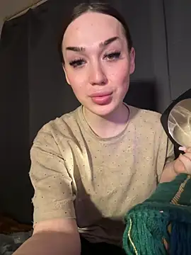 chups girl online show from 22, 4, 2026