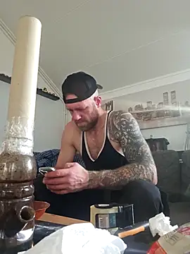 eltoulou online show from 15, 12, 2025