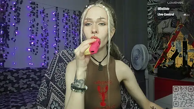 Snapshot of say_mary chatting on 26, 7, 2026 say mary online show from 26, 7, 2026