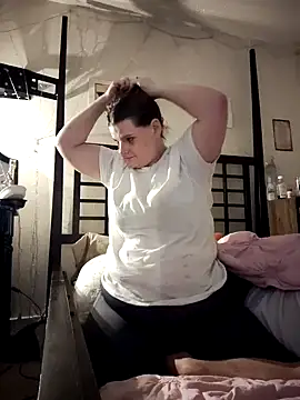 BeckiTooSweet online show from 3, 12, 2024