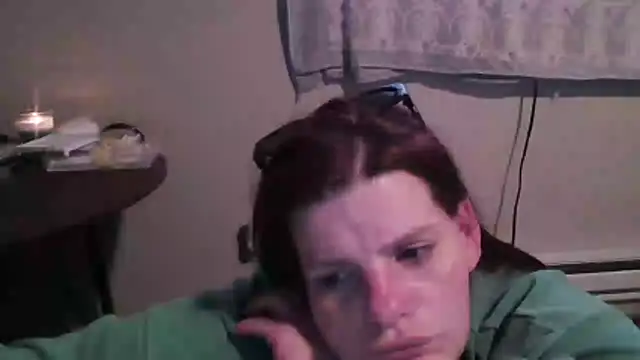 BeckiTooSweet online show from 4, 6, 2026