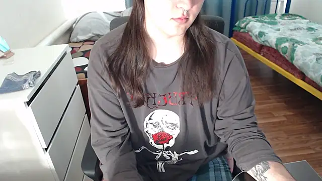 EvaMiron online show from 6, 10, 2025