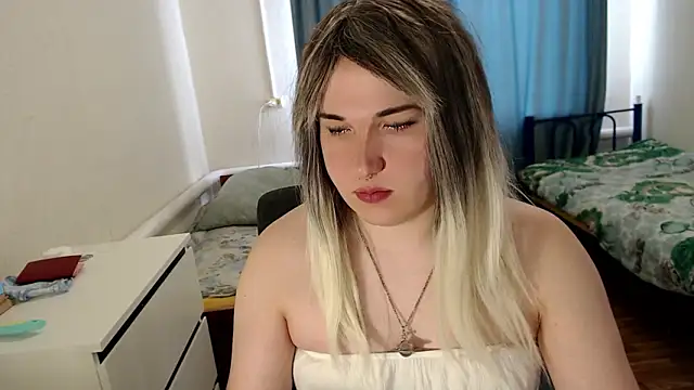 EvaMiron online show from 5, 3, 2026