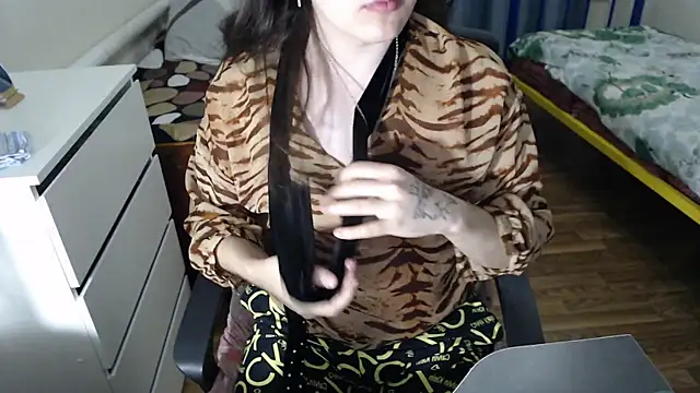 EvaMiron online show from 15, 9, 2025