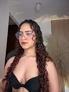 Snapshot of gretta_kler1 chatting on 31, 7, 2026 gretta kler1 online show from 31, 7, 2026