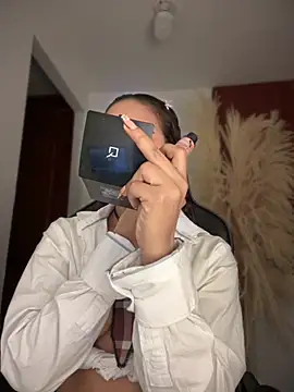 gretta kler1 online show from 30, 10, 2025