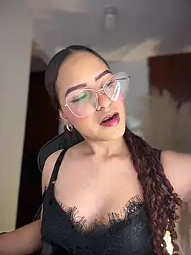 Snapshot of gretta_kler1 chatting on 19, 7, 2026 gretta kler1 online show from 19, 7, 2026