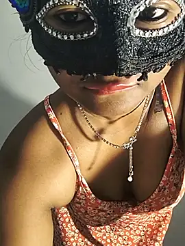 FANTASY QUEEN 07 online show from 5, 7, 2026