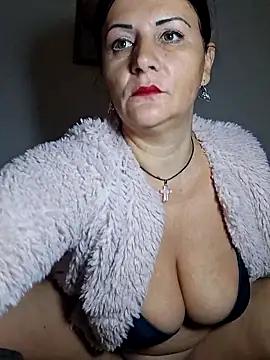 anaaamariaaaa online show from 28, 10, 2025