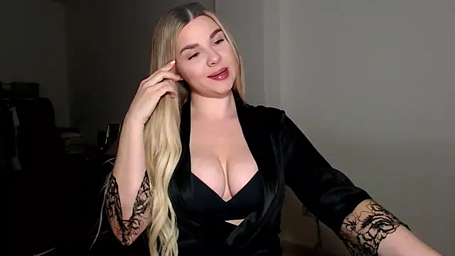 Snapshot of MiaMurMur chatting on 16, 2, 2026 MiaMurMur online show from 16, 2, 2026