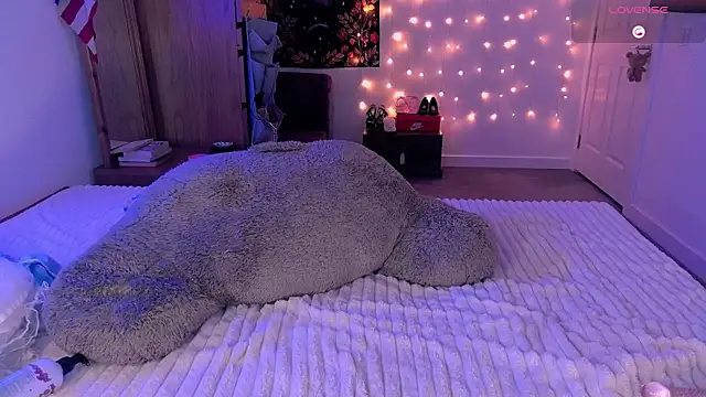 milk-toast online show from 8, 12, 2024