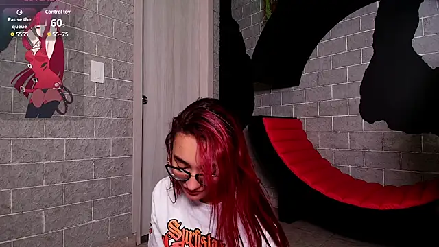 LiaWood  online show from 16, 3, 2025