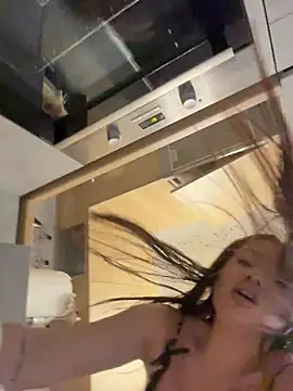 deliaroyal online show from 20, 11, 2025