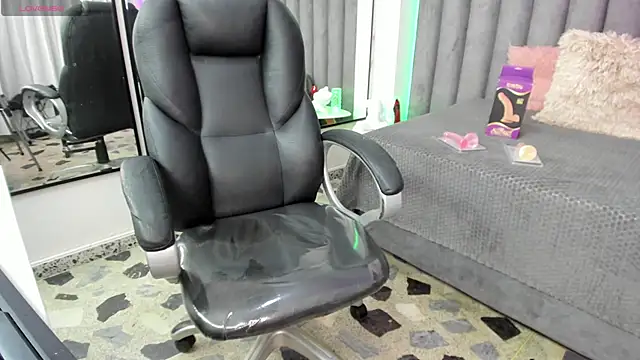 Snapshot of natalia_curvy1 chatting on 17, 3, 2025 natalia curvy1 online show from 17, 3, 2025