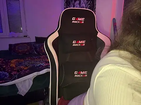 kinkygirl420x online show from 4, 2, 2025