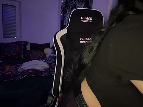 kinkygirl420x online show from 6, 2, 2025