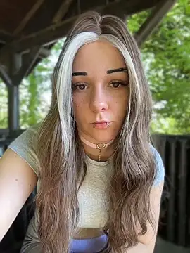 kinkygirl420x online show from 17, 4, 2026