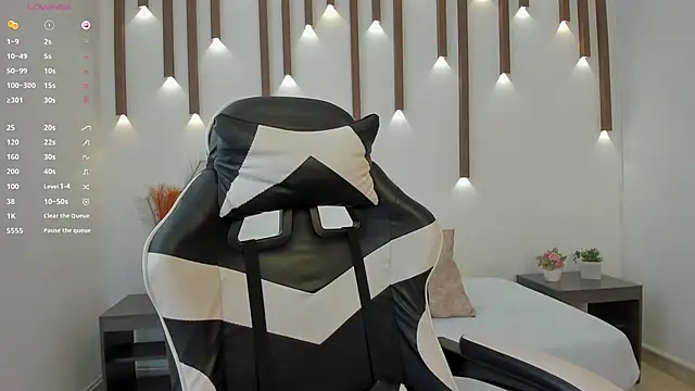 megan cooper28 online show from 5, 11, 2025