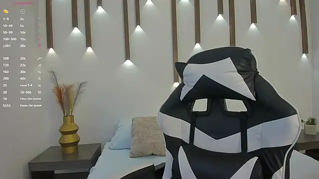 megan cooper28 online show from 20, 9, 2025