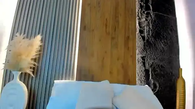 megan cooper28 online show from 23, 10, 2025