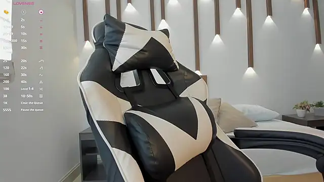 megan cooper28 online show from 1, 12, 2025