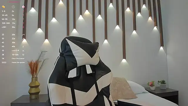 megan cooper28 online show from 9, 10, 2025