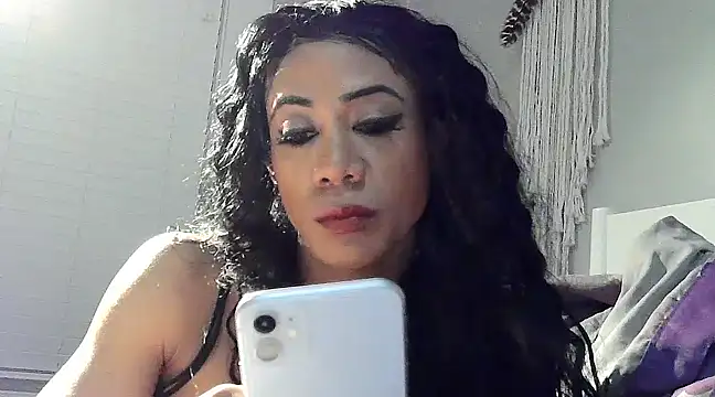 CaramelDipper online show from 5, 3, 2025