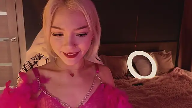 SandraBoyl online show from 15, 3, 2025