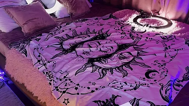 SandraBoyl online show from 22, 3, 2025