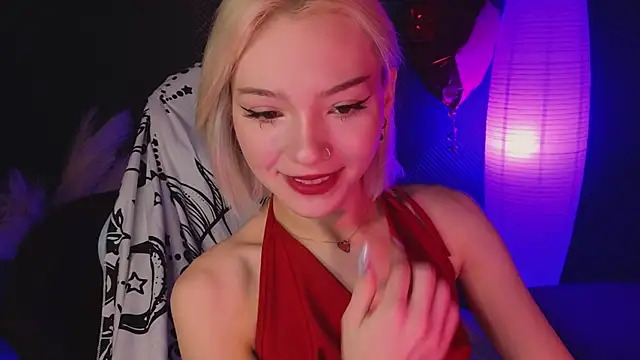 SandraBoyl online show from 4, 3, 2025