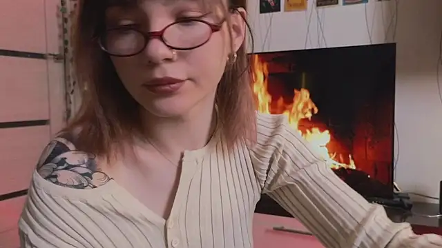 Snapshot of SandraBoyl chatting on 9, 4, 2026 SandraBoyl online show from 9, 4, 2026