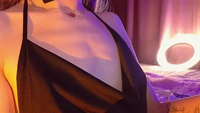 SandraBoyl online show from 3, 3, 2025