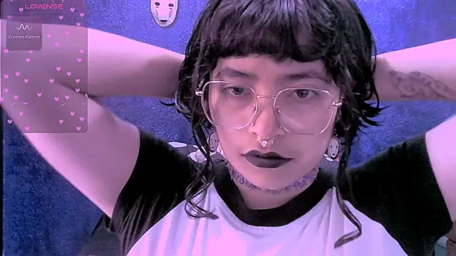 NinaYellow online show from 23, 4, 2026