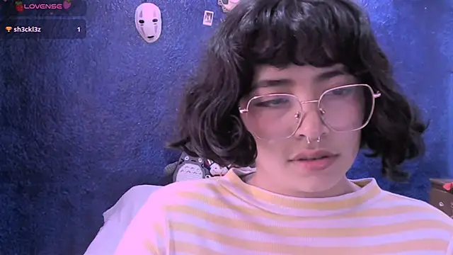 NinaYellow online show from 5, 12, 2024