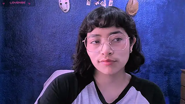 NinaYellow online show from 29, 1, 2025