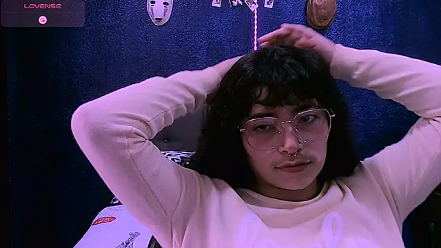 NinaYellow online show from 20, 10, 2025