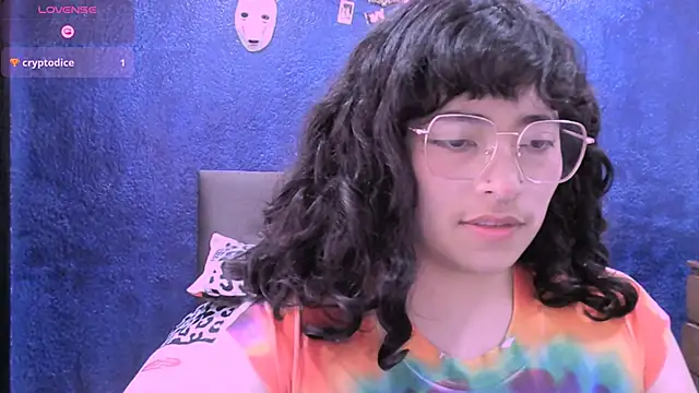 NinaYellow online show from 24, 10, 2025