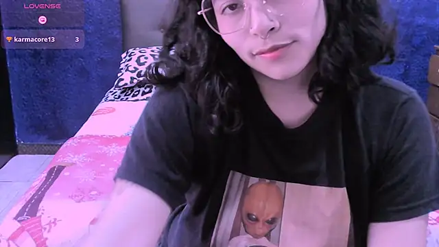 NinaYellow online show from 22, 10, 2025