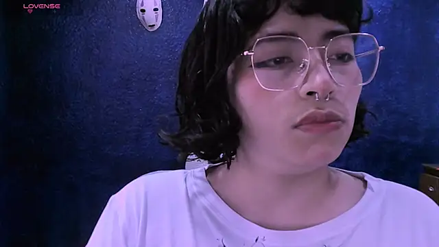 NinaYellow online show from 3, 12, 2024