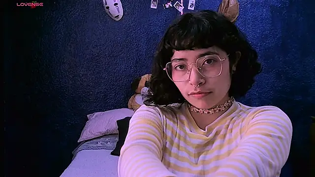 NinaYellow online show from 12, 2, 2025