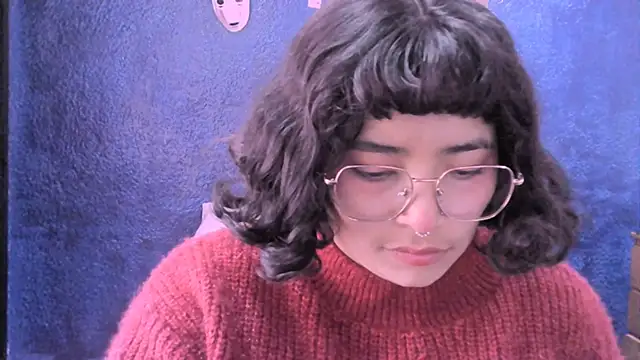 NinaYellow online show from 11, 1, 2025