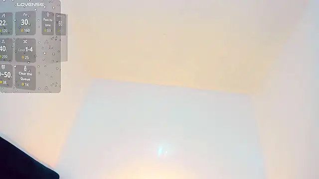 Amanda Cax online show from 28, 5, 2026