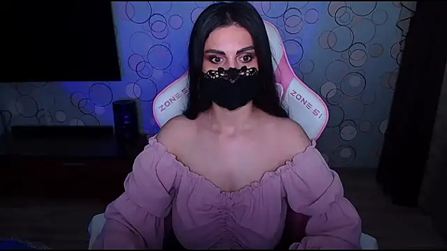   Yasmina   online show from 12, 6, 2026